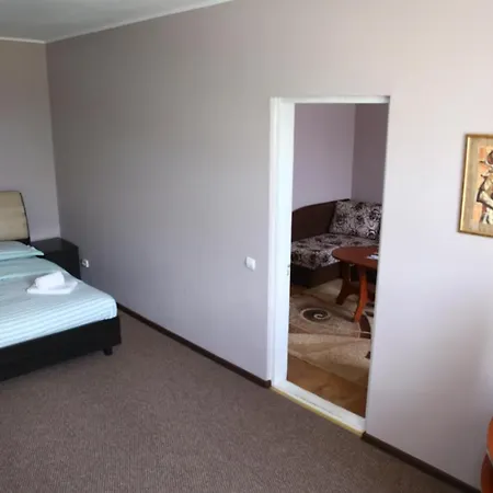 львівський