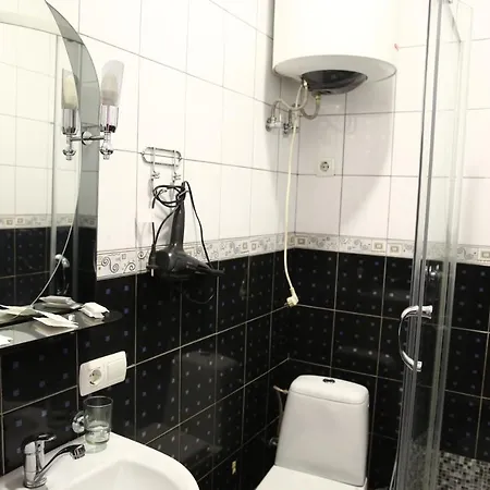 Hotel львівський *