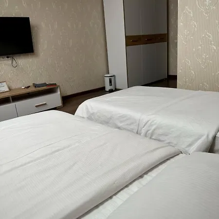 Hotel львівський *