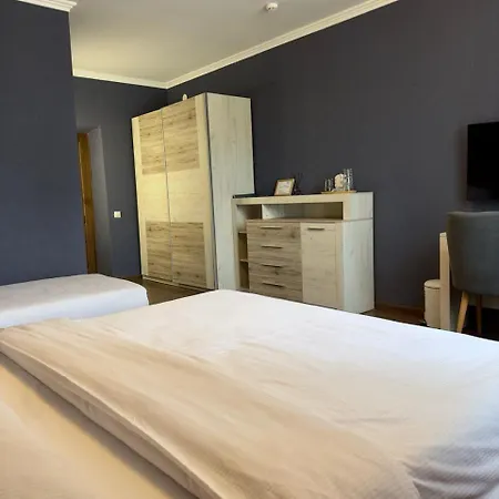 львівський