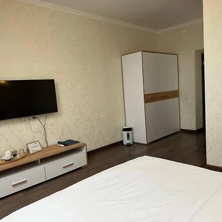 львівський *