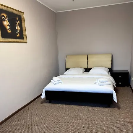 львівський *