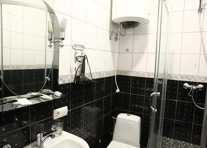 Hotel львівський *