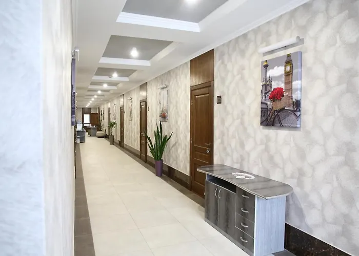 львівський *